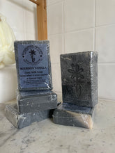Load image into Gallery viewer, Bourbon Vanilla - Goat Milk Soap
