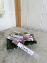 Load image into Gallery viewer, Raspberry - Lip Shimmer
