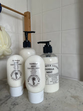 Load image into Gallery viewer, Vanilla Mint - Goat Milk Lotion - 2 oz
